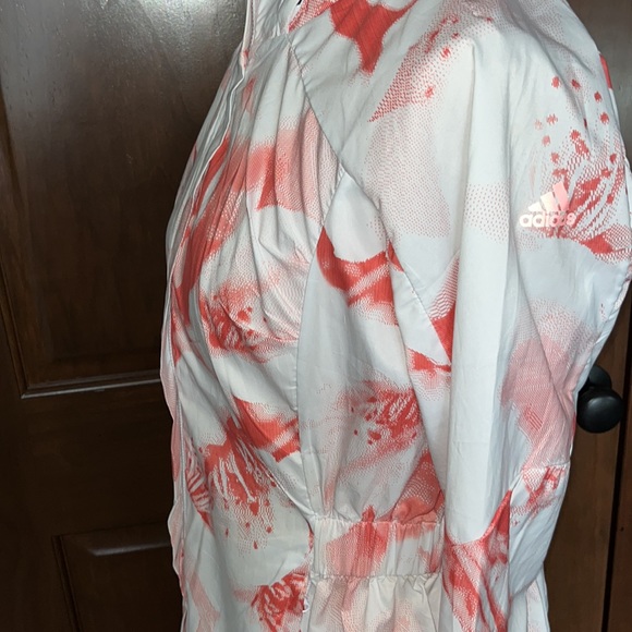 Adidas Medium Windbreaker With Hidden Hood Like New - Picture 5 of 11